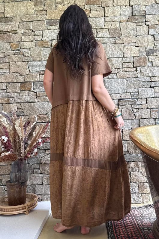 Tasha Damask T Shirt Maxi Dress Walnut